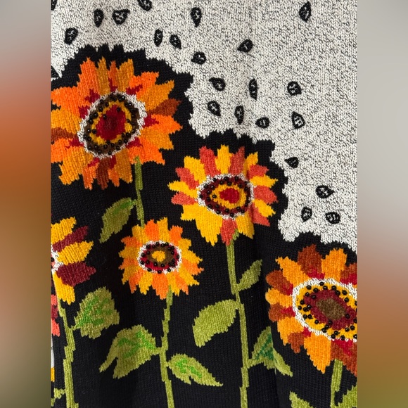 NEW Design Options by Philip and Jane Gordon Sunflower Field Cardigan Size M - Picture 7 of 11